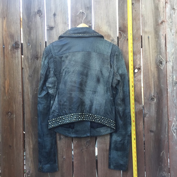 Guess Gray Studded Distressed Lambskin Jacket - Picture 3 of 8